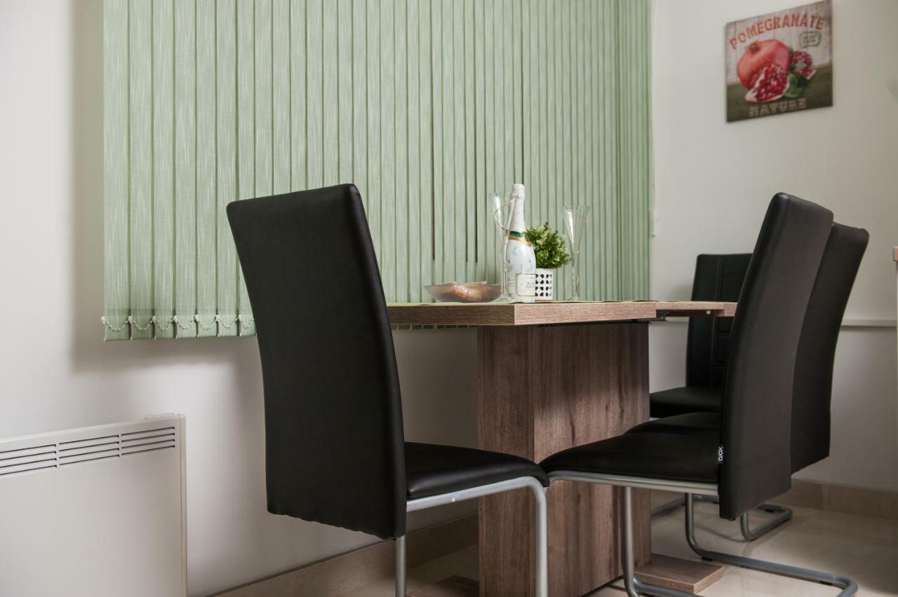 Apartment Magic ซาเกร็บ ภายนอก รูปภาพ
